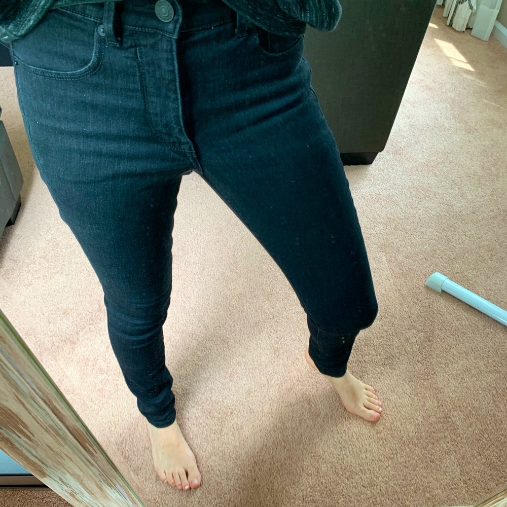 EXPRESS SIZE 0 HIGH RISE DENIM IN BLACK